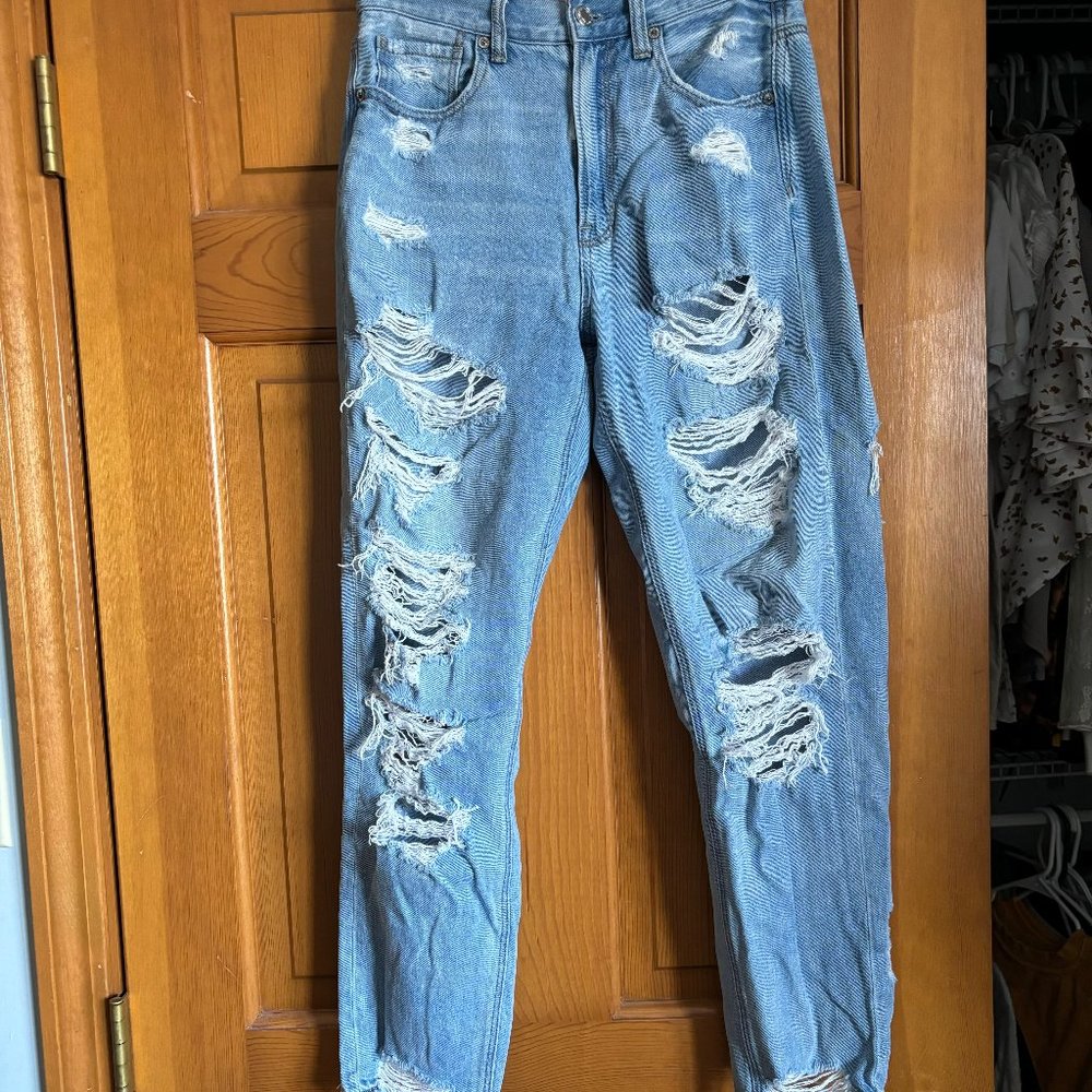 American Eagle Light Wash Ripped Mom Jeans